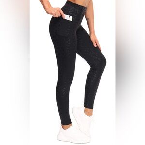 THE GYM PEOPLE Black Leopard Legging Size Medium